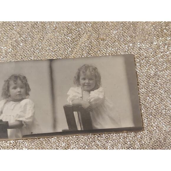 1920s Antique 4 Photo Booth Photos Uncut Strip Young Girl/Child Large Curls Hair - Picture 5 of 8